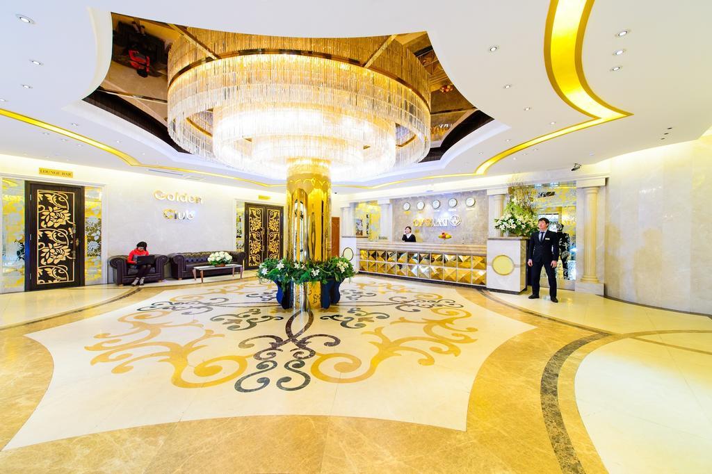 O Azamat Hotel Astana Ngoại thất bức ảnh