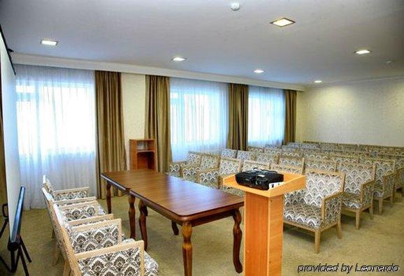 O Azamat Hotel Astana Kinh doanh bức ảnh